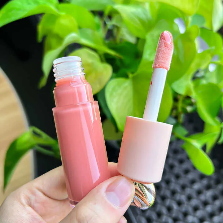 ملمع شفاهLoose Lip Gloss